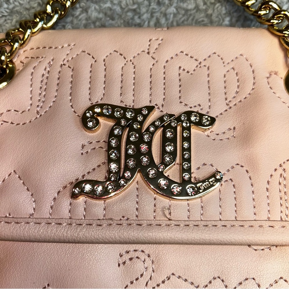Juicy Couture Pink Quilted Shoulder Bag with Gold Hardware - Picture 3 of 6